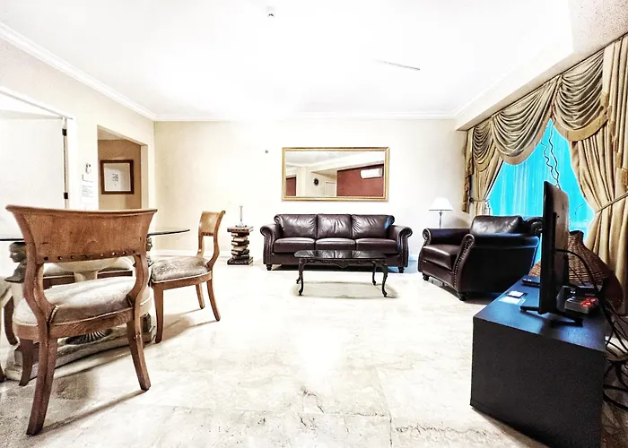 Batavia Apartment St